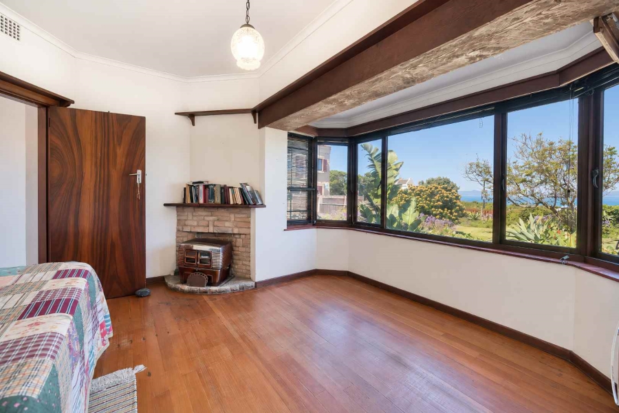 4 Bedroom Property for Sale in Westcliff Western Cape